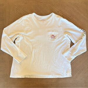 Vineyard Vines Christmas White Long Sleeve Tee with Logo
